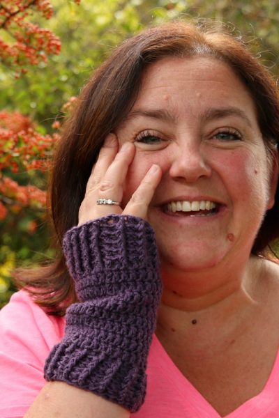 easy fingerless gloves crochet pattern