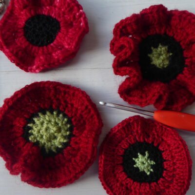 crochet poppy patterns - free www.offthehookforyou.co.uk