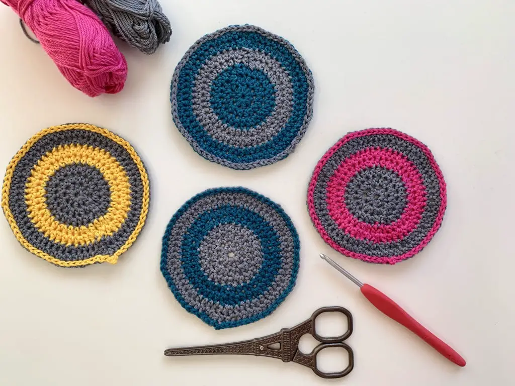 easy crochet coasters free pattern