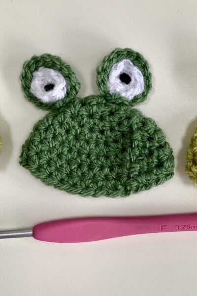 Big knit crochet pattern frog