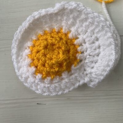 fried egg crochet