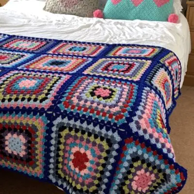 retro granny sqaure, free blanket crochet pattern