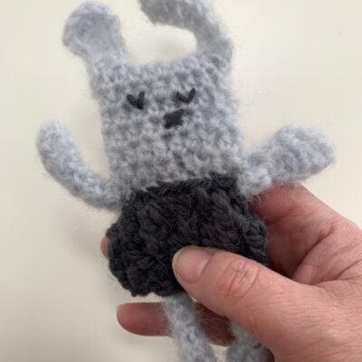 Little crochet rabbit, free pattern