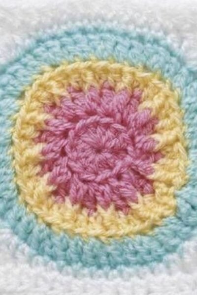 Sunrise Granny Square www.offthehookforyou.co.uk