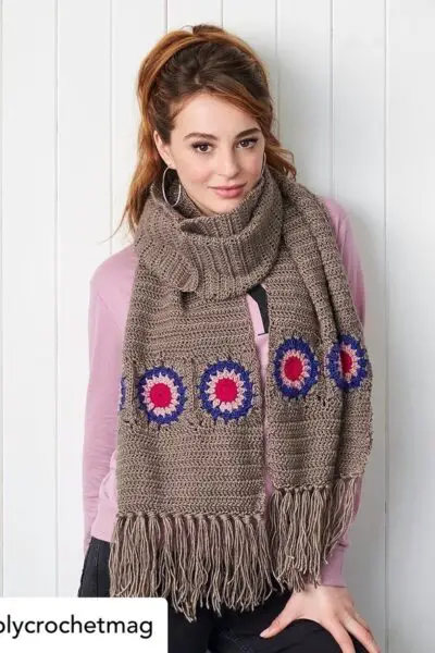 blanket scarf - crochet pattern, starburst granny squares www.offthehookforyou.co.uk