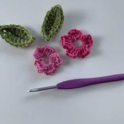 Absolute beginners crochet flower tutorial and video