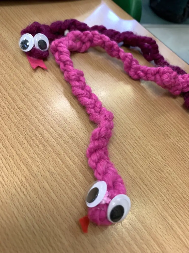 crochet snake- beginners child crochet project