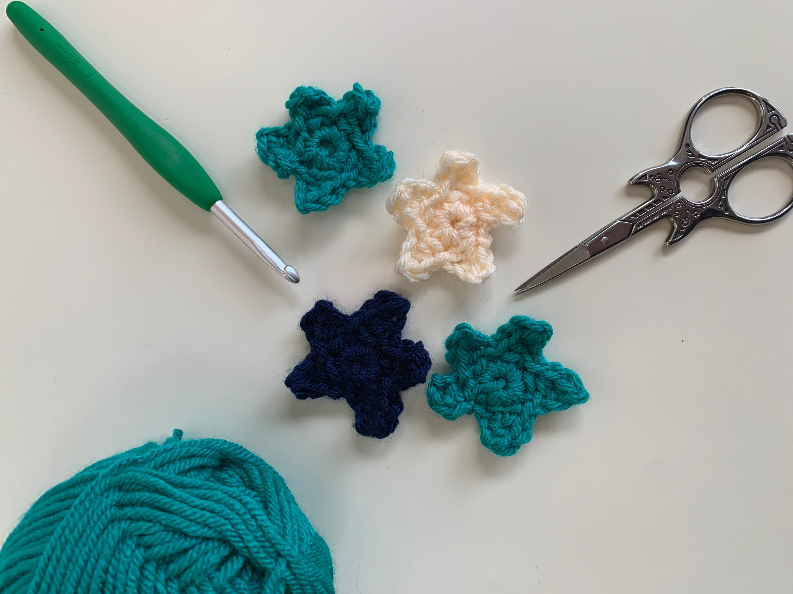 simple crochet star pattern