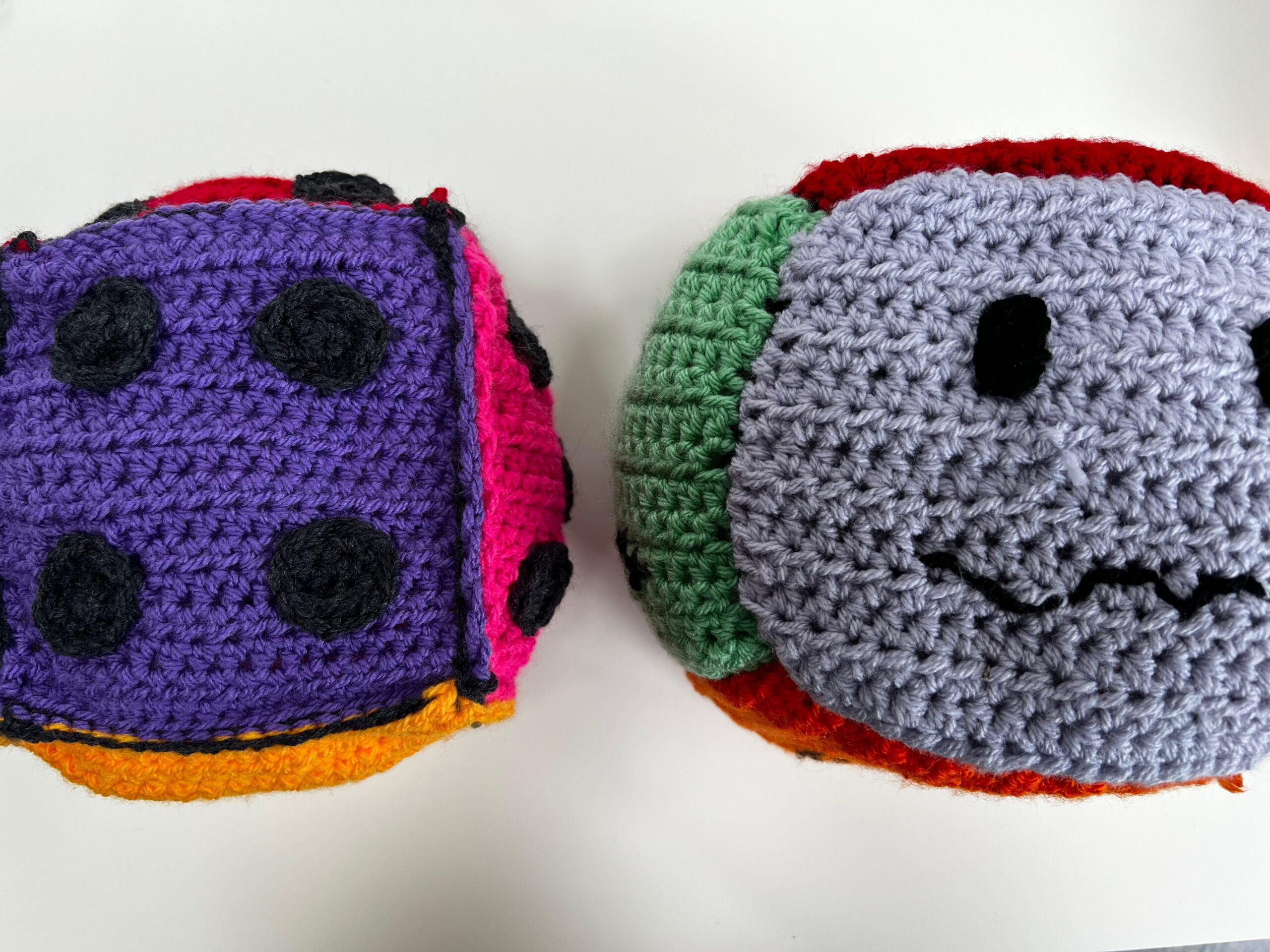 How to join a crochet cube