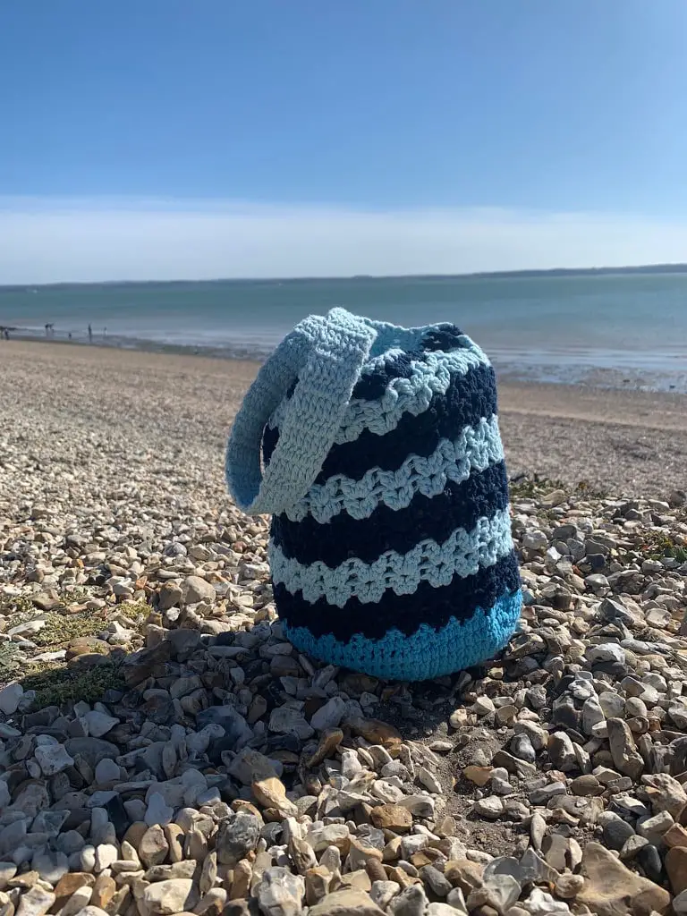 crochet beach bag stripy free pattern