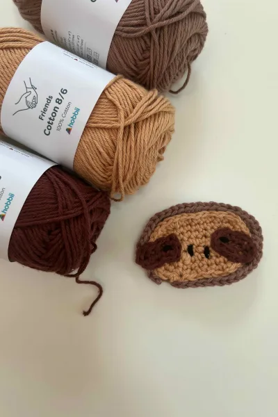 crochet sloth brooch easy free pattern